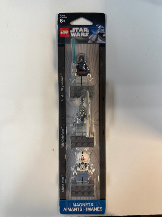 Magnet Set, Minifigures SW (3) Anakin Skywalker, Talz Chieftain, Clone Pilot - Glued with 2 x 4 Brick Bases blister pack - 853130