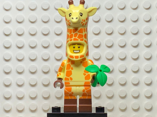 Giraffe Guy, coltlm2-4